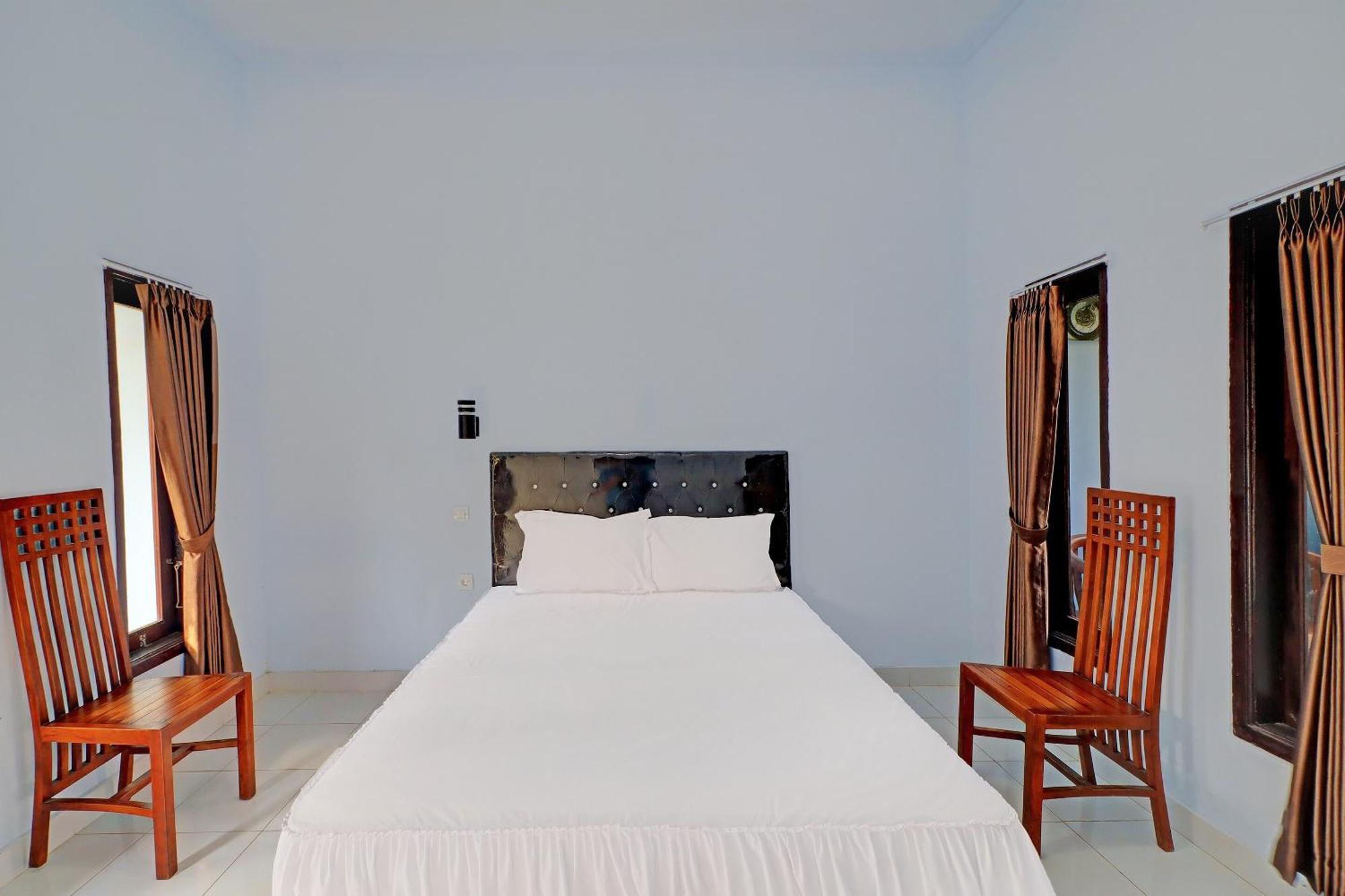 Oyo 92401 Hotel Mustika Negara  Eksteriør billede
